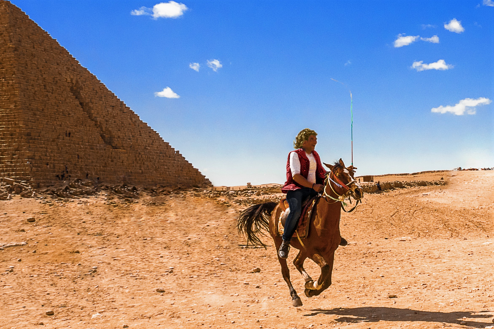 Im Galopp durch die Wüste - bis zu den Pyramiden