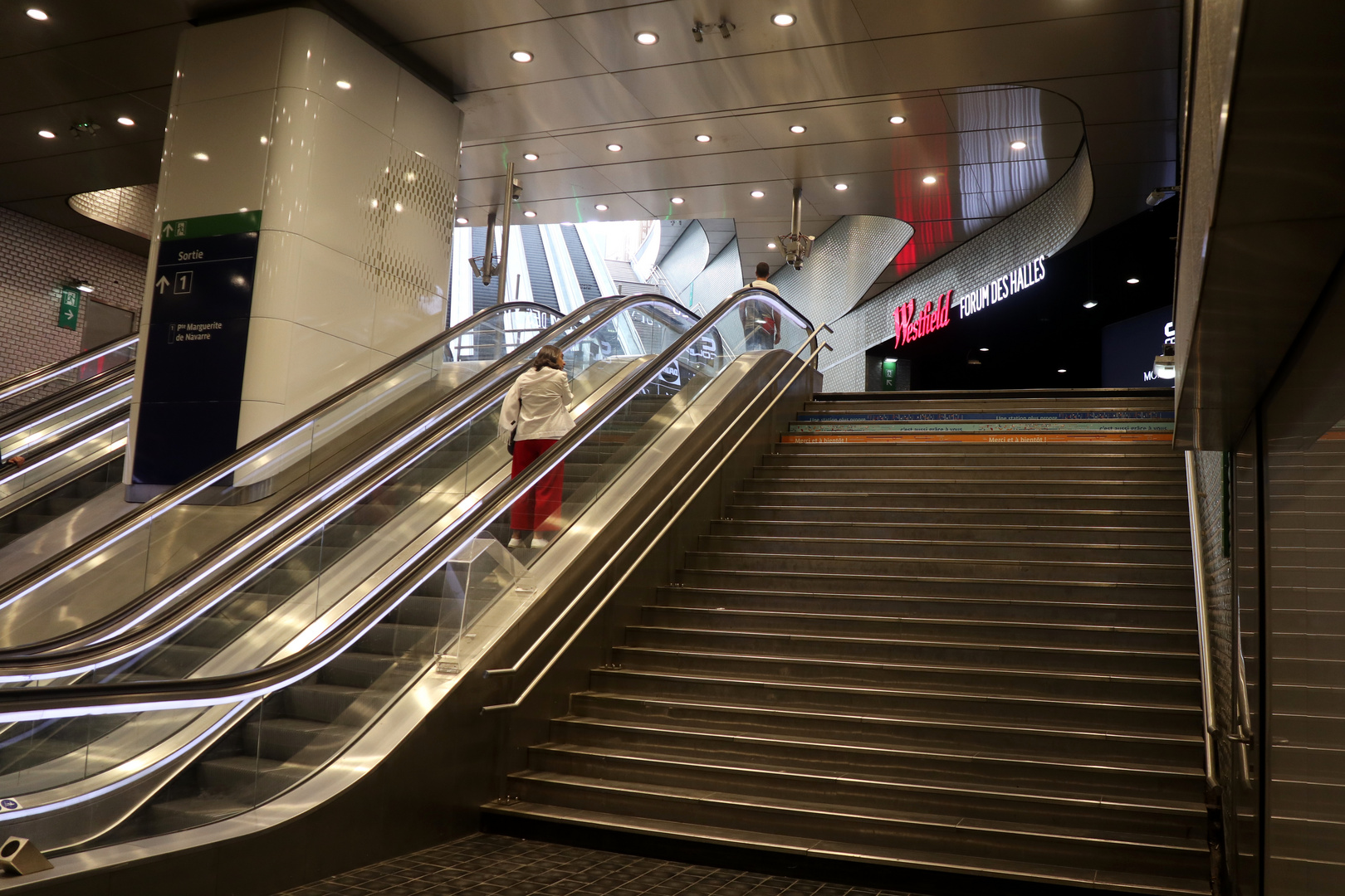 Im Gare Châtelet des Halles