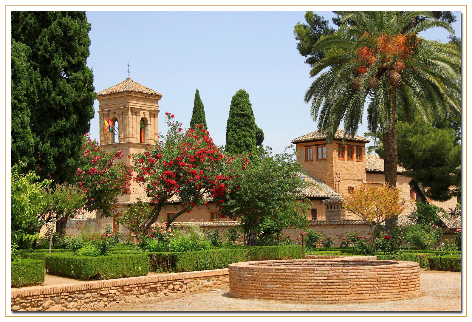 IM GARTEN DER ALHAMBRA Foto &amp; Bild europe, spain