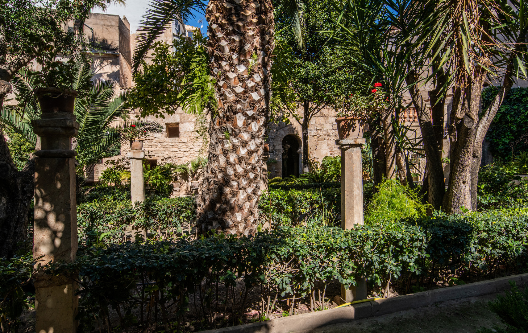 Im Garten der Arabischen Bäder