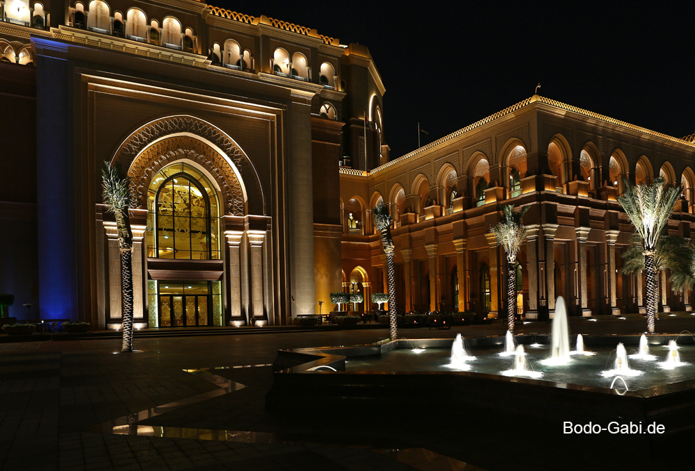 Im Garten des Emirates Palace II