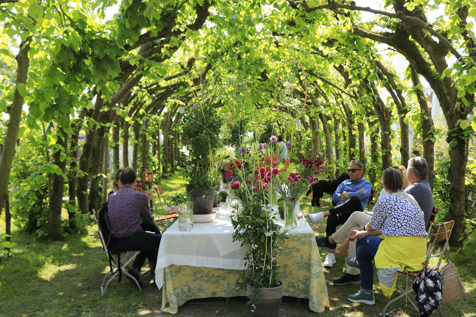 Im Garten von Schloß Gödens