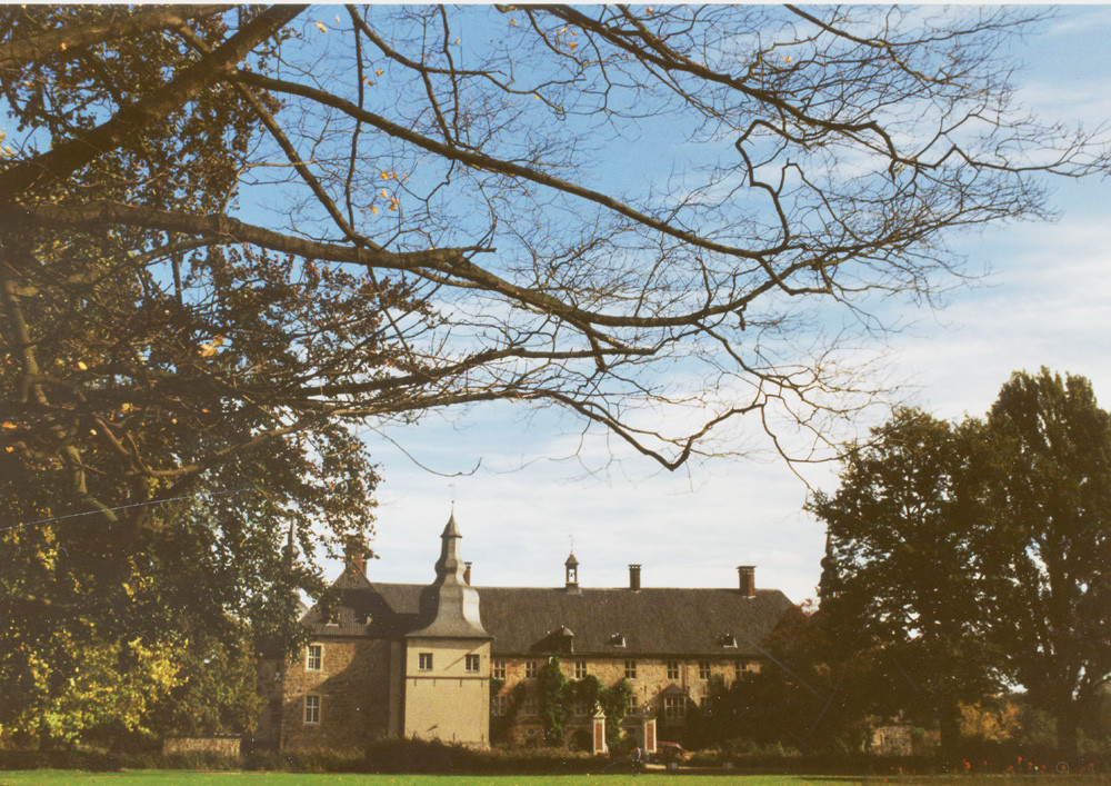 im garten von schloss lembeck