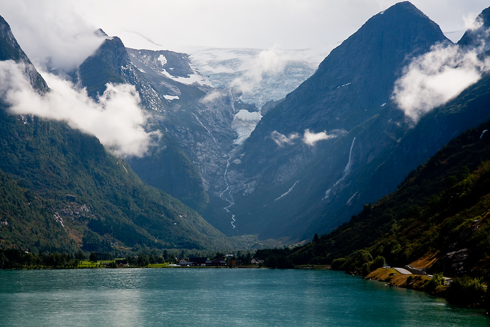 Im Gletschergebiet des Jostedalsbreen