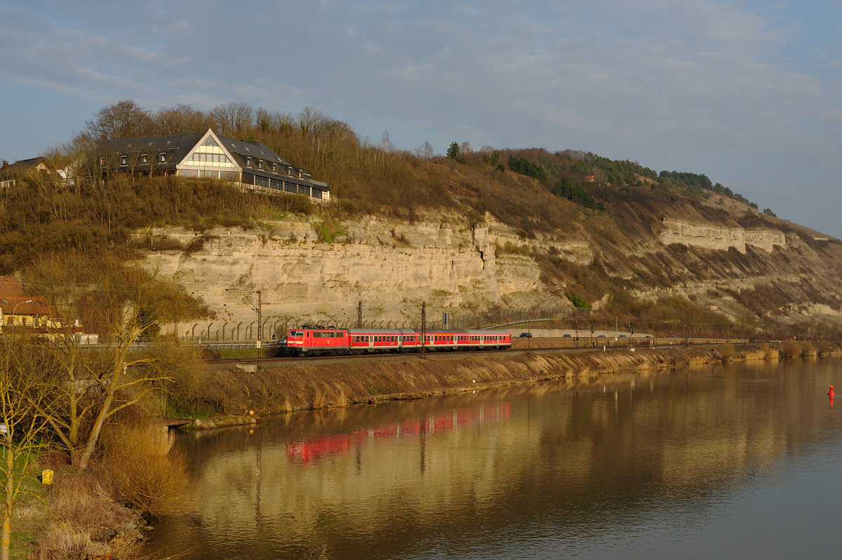 Im goldenen Abendlich durch das Maintal