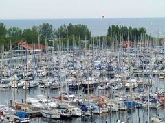 Im Hafen .........................