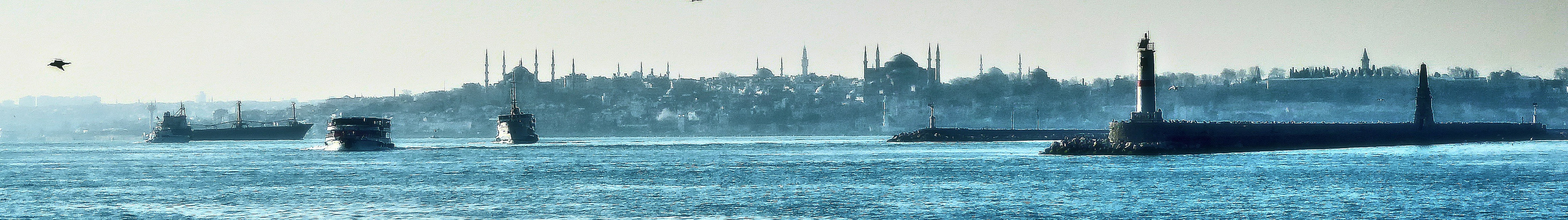 Im Hafen Istanbul