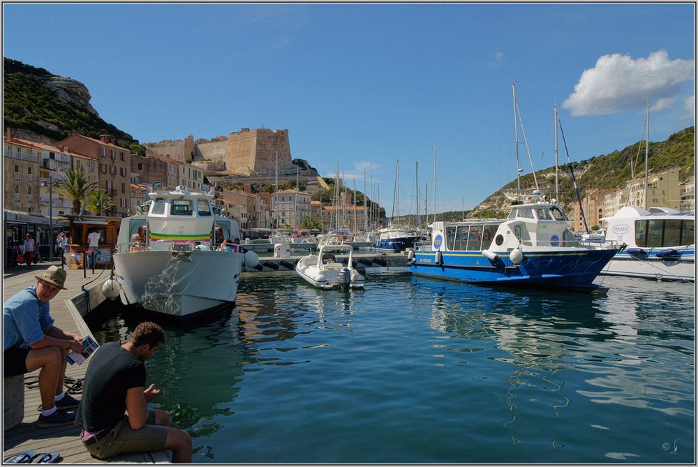 Im Hafen von Bonifacio