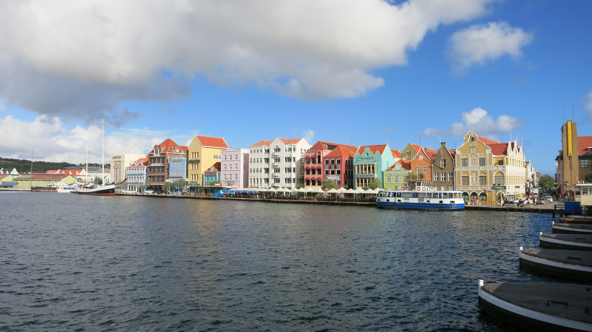 Im Hafen von Curacao