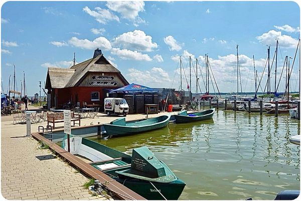 Im Hafen von Dierhagen