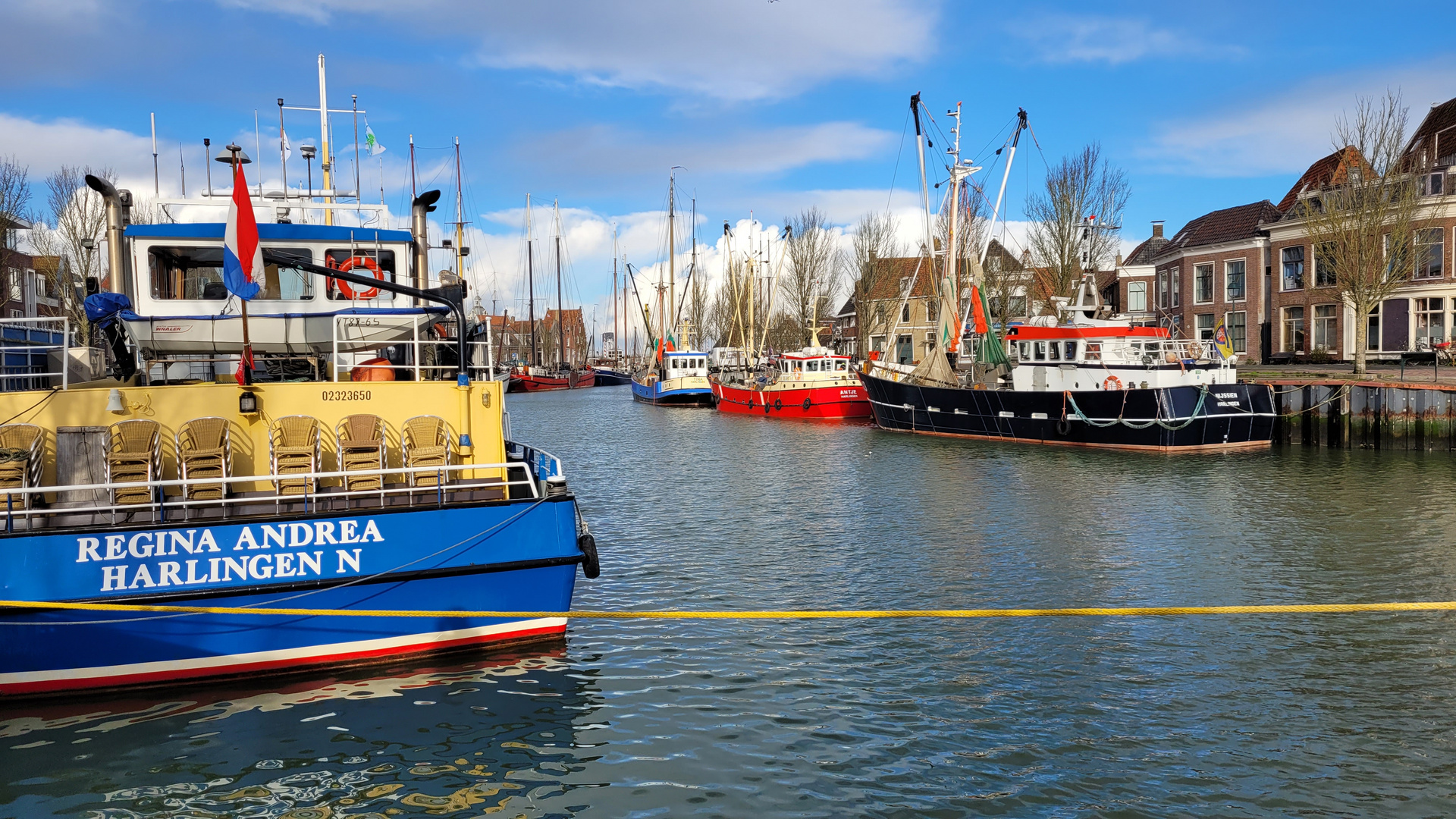 Im Hafen von Harlingen