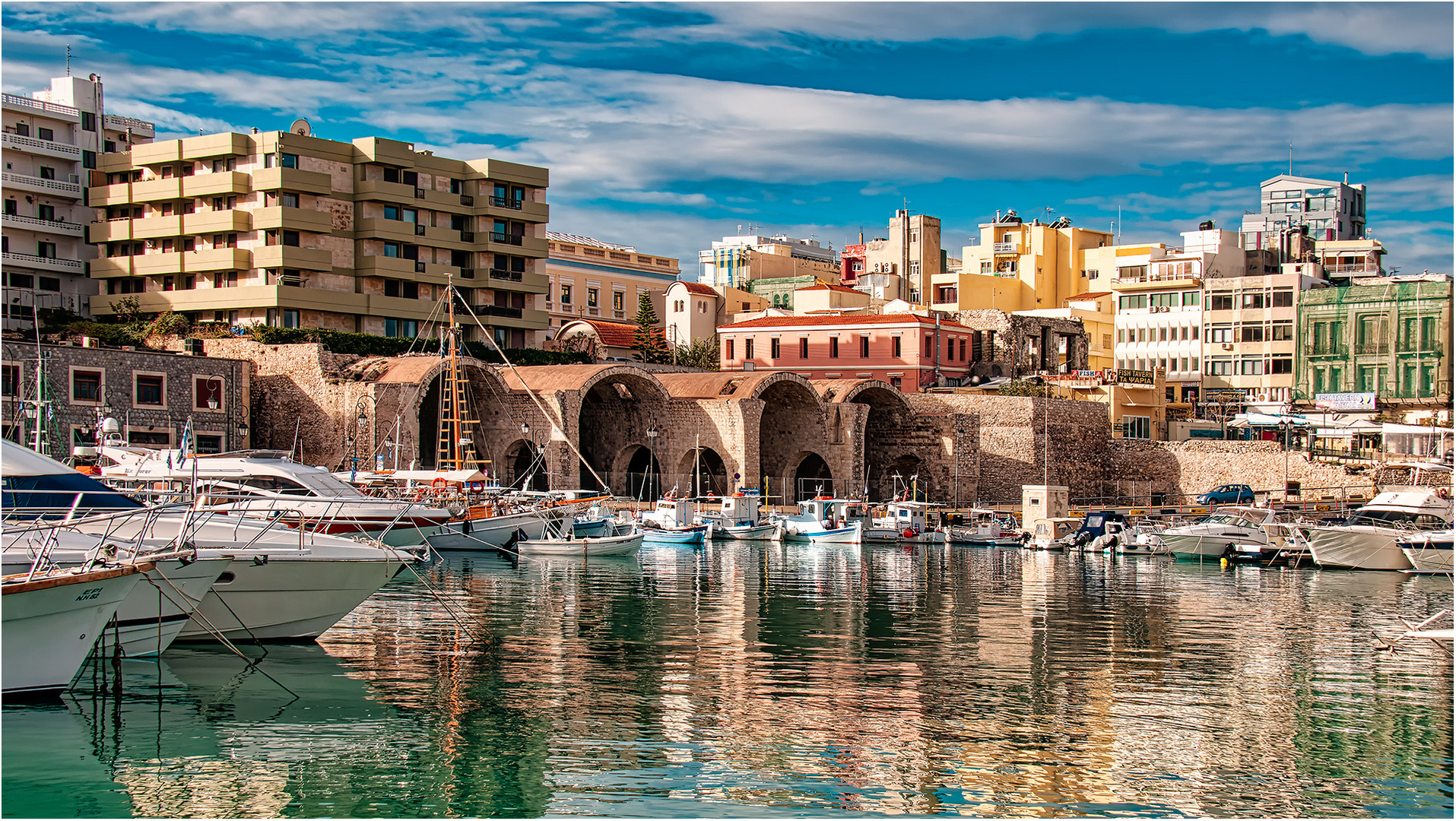 Im Hafen von Heraklion