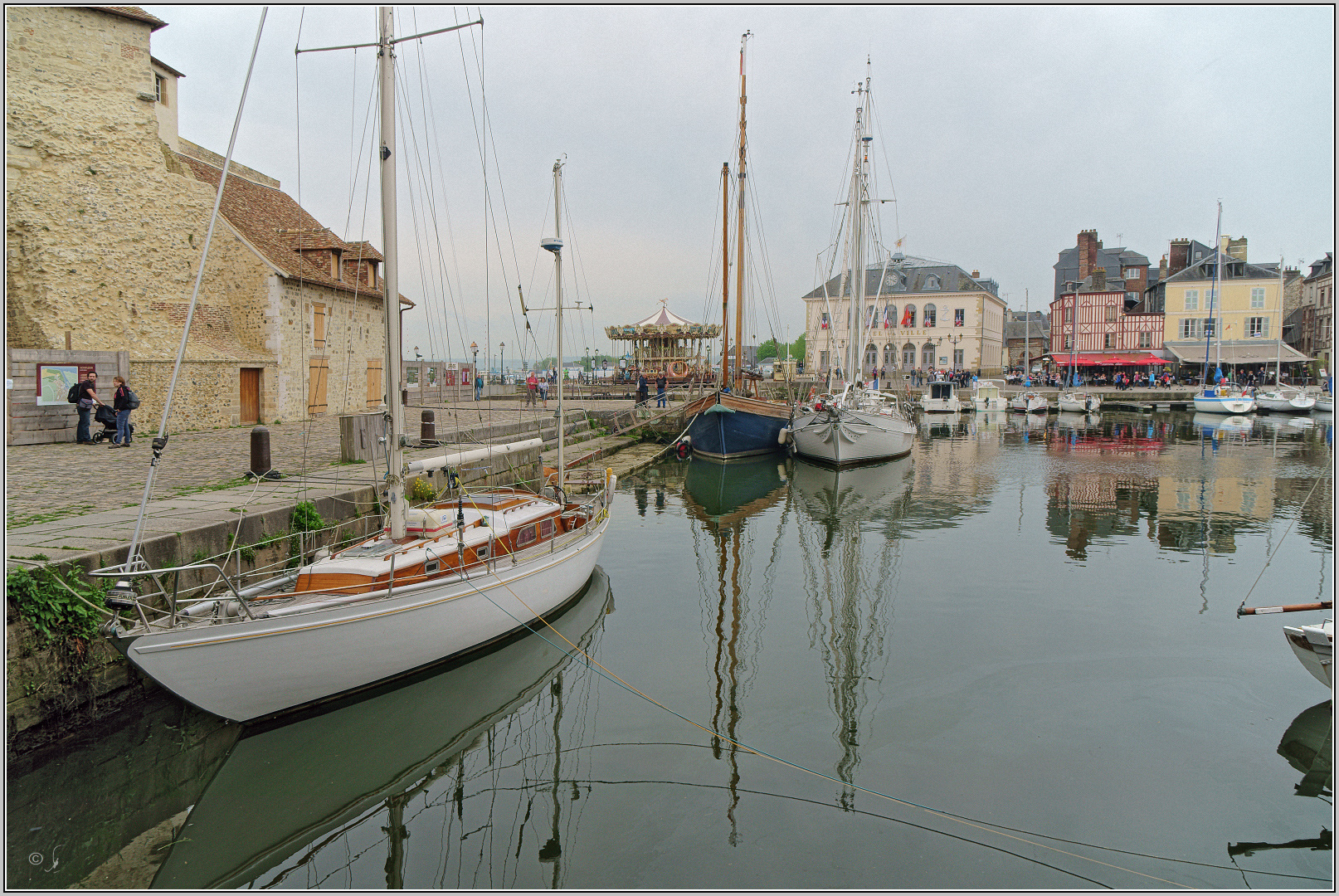 Im Hafen von Honfleur