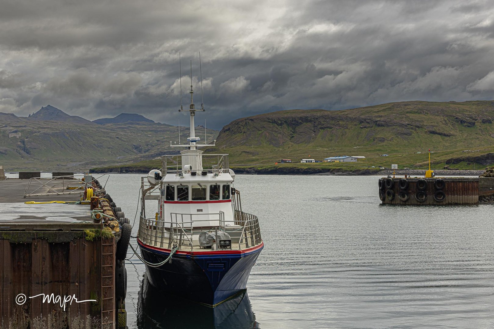 Im Hafen von Ólafsvík