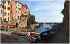 Im Hafen von Riomaggiore