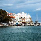 Im Hafen von Skopelos...