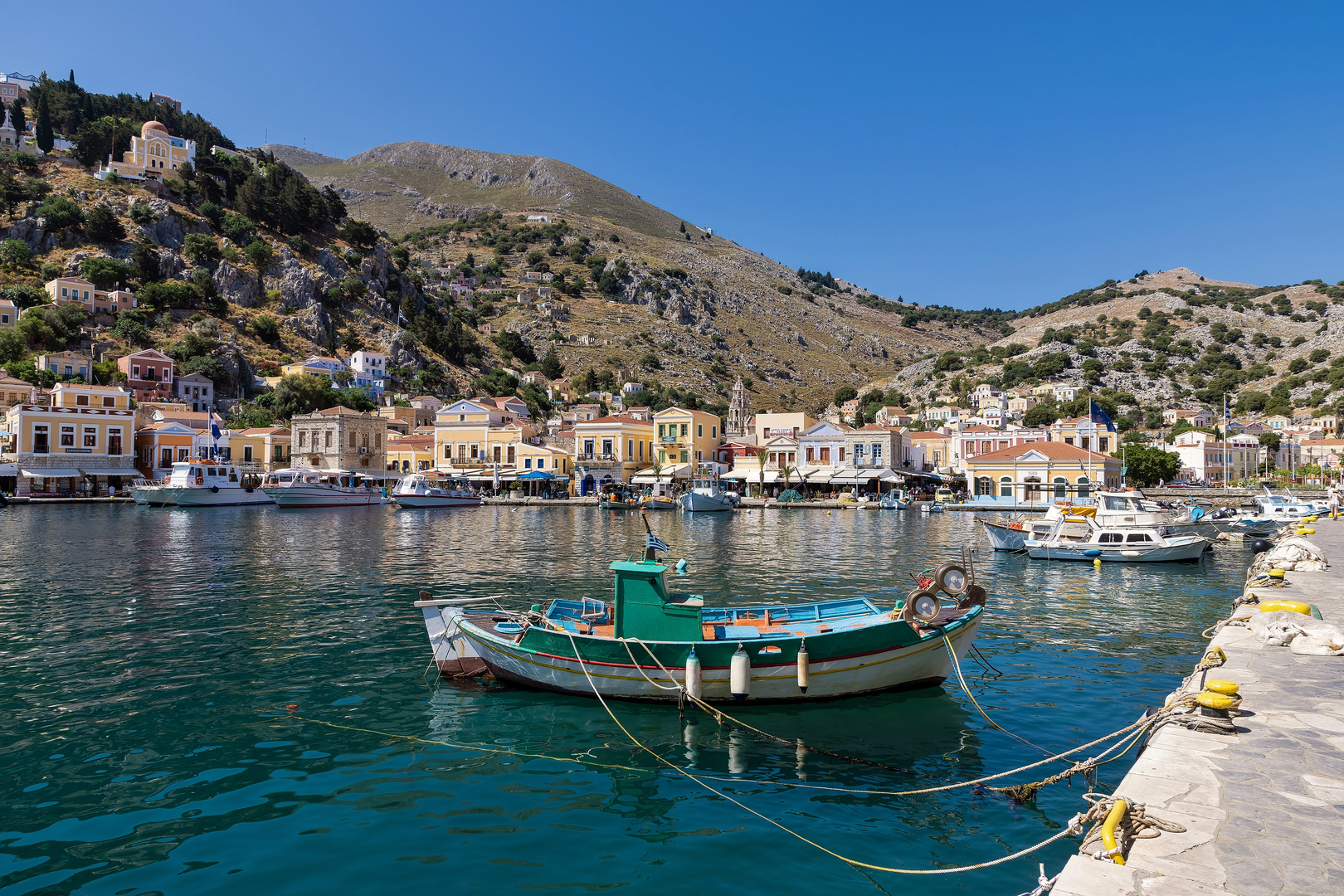 Im Hafen von Symi