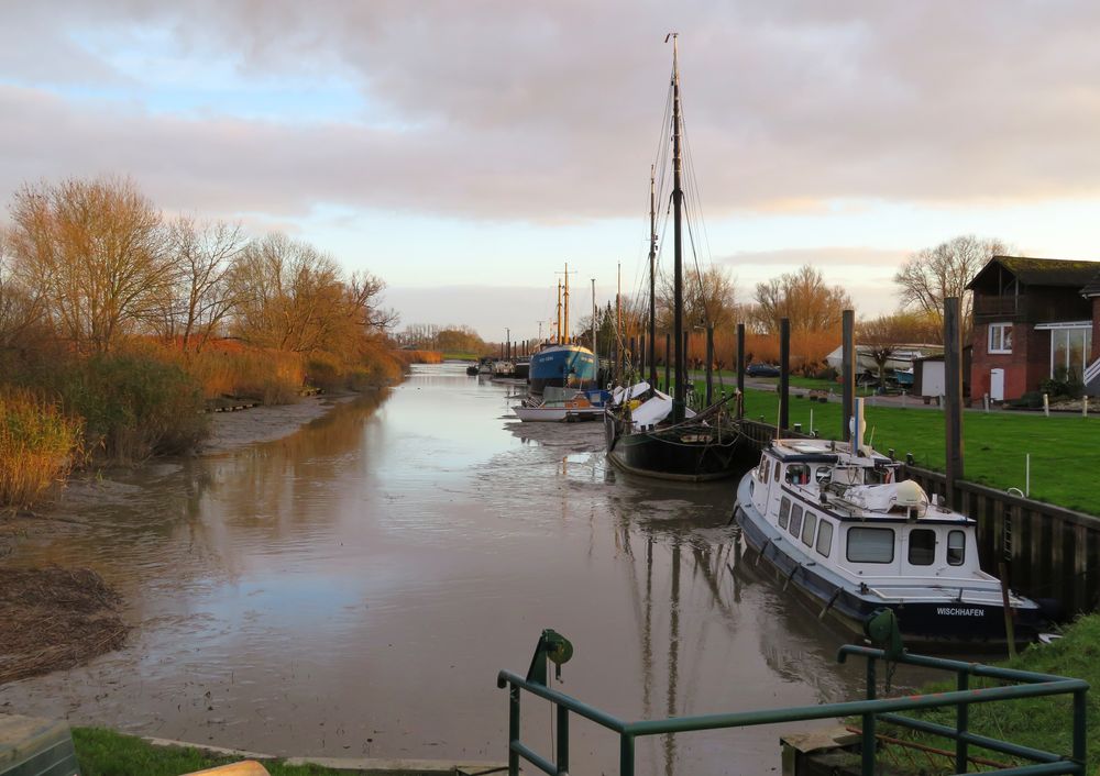 im Hafen Wischhafen Foto & Bild dokumentation, outdoor, wasser Bilder