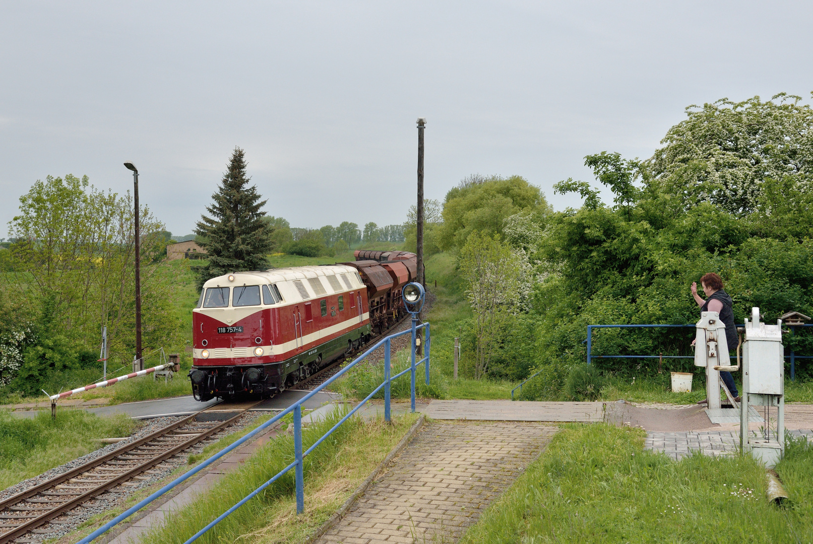 Im Haltepunkt Niederspier