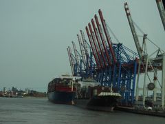 Im Hamburg auf der Elbe