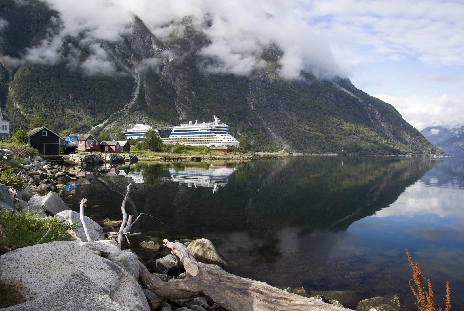 Im Hardangerfjord