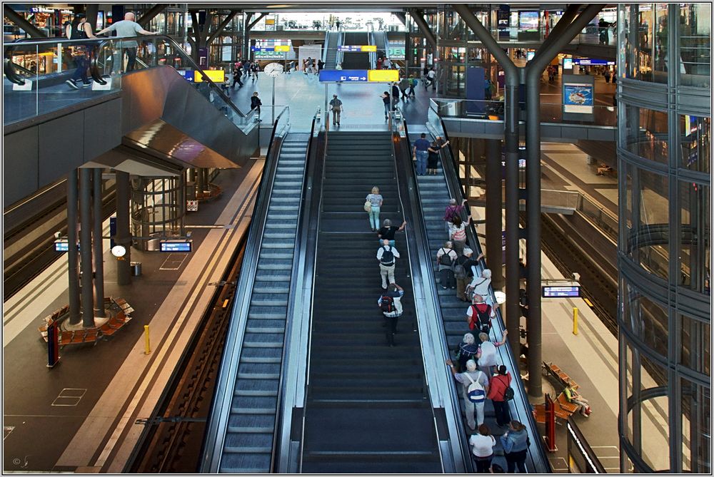 im Hauptbahnhof Berlin