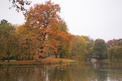 Im herbstlichen Geogengarten