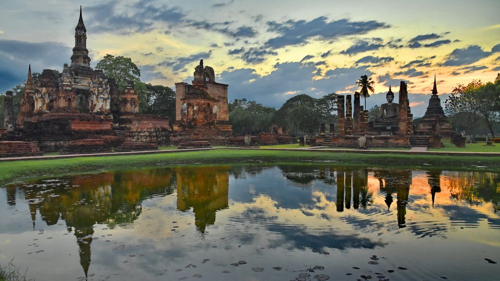 im historischen Park von Sukhothai