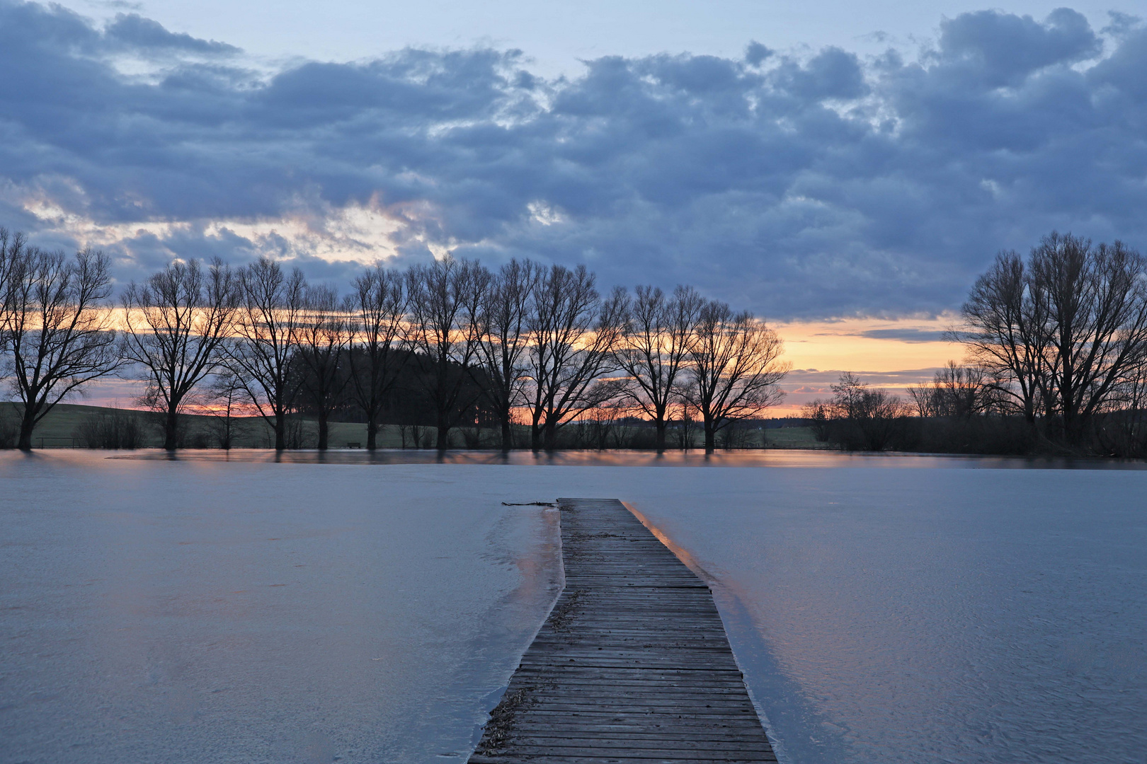 Im Hochwasser eingefroren...