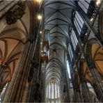 Im Hohen Dom zu Köln (1)