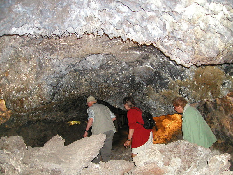 im Inneren des Cueva de los Verdes (Lanzarote)