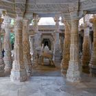 Im Jain Tempel von Ranakpur