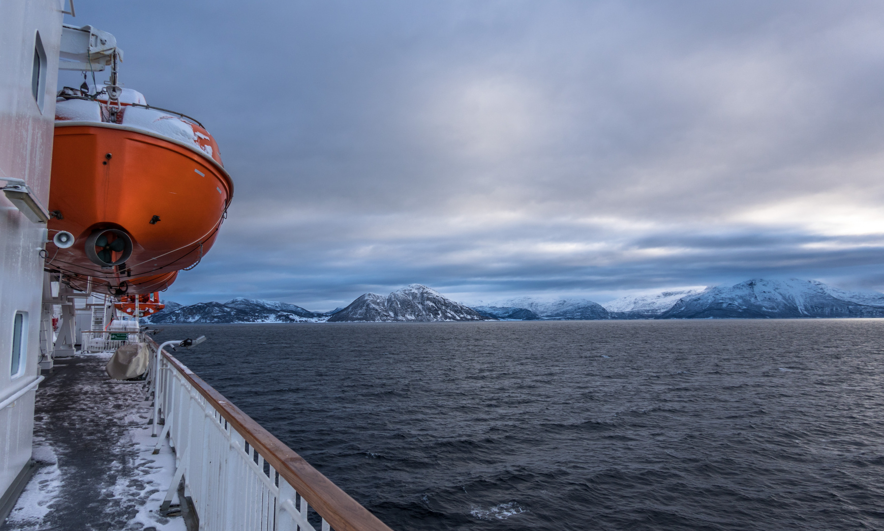 Im kalten Fjord 