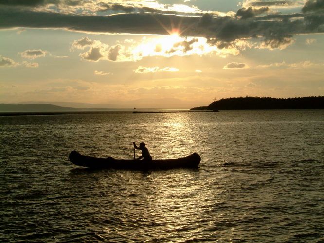 im Kanadier auf dem Lake Champlain