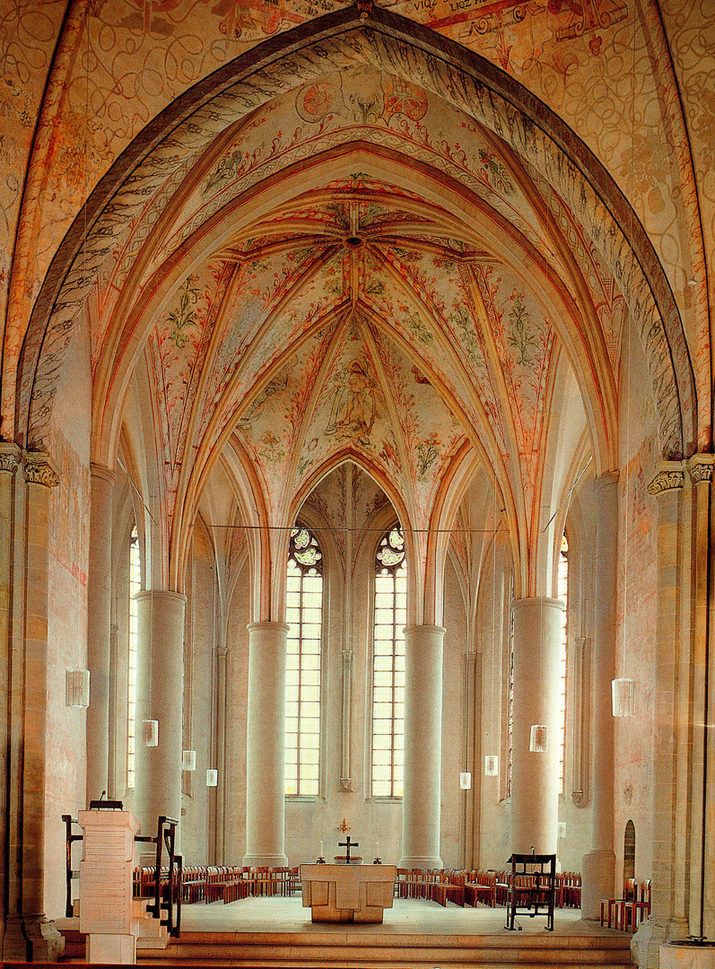 Im Kirchencor Marienkirche Lippstadt