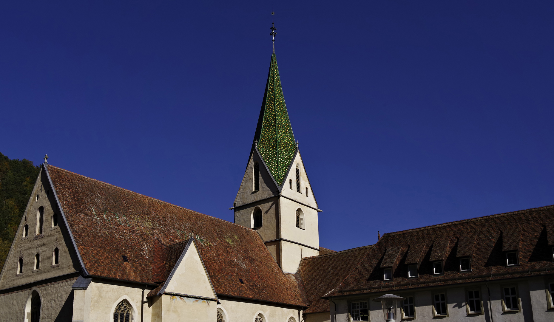 im Kloster Blaubeuren - 13.18h