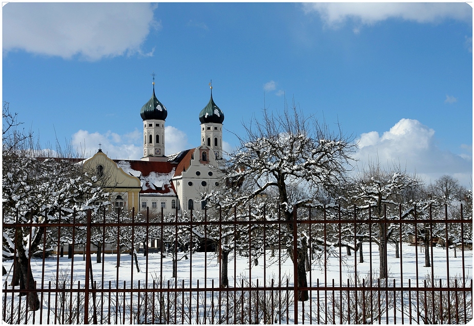 im Klostergarten ...