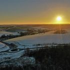 Im Kreisverkehr zweite Ausfahrt Richtung Sonne