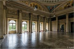 Im Kuppelsaal ... Schloss und Park Pillnitz