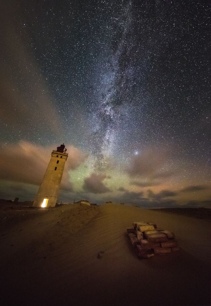 Im Leuchtturm brennt noch Licht