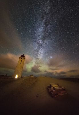 Im Leuchtturm brennt noch Licht