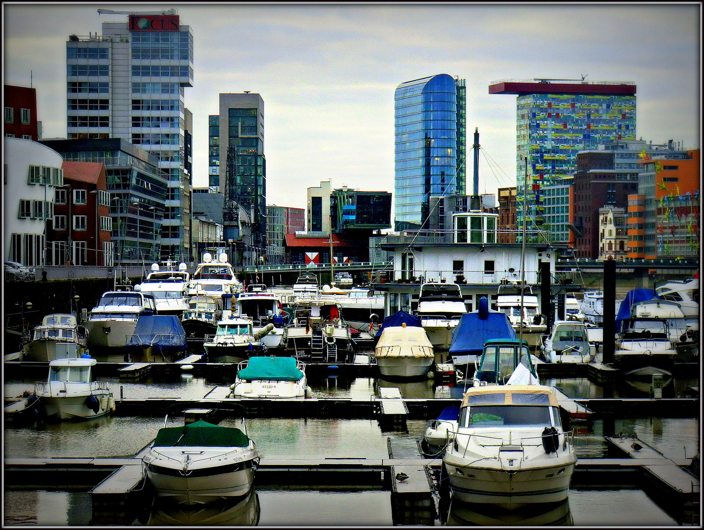 Im Medienhafen Düsseldorf - 10.01.2012