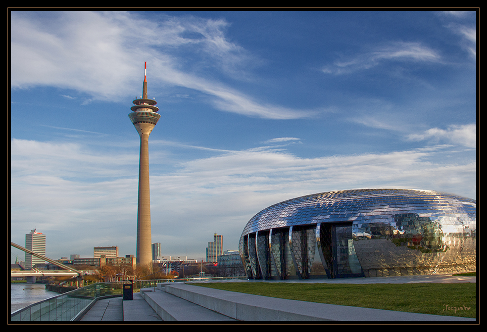 Im Medienhafen / Düsseldorf