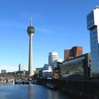 Im Medienhafen zu Düsseldorf /Blick auf den Fernsehturm Feb.2008