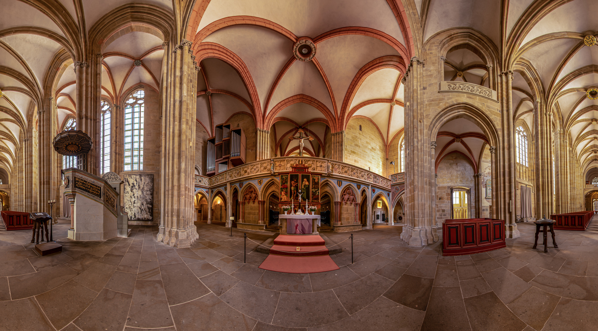 Im Meißener Dom (1)