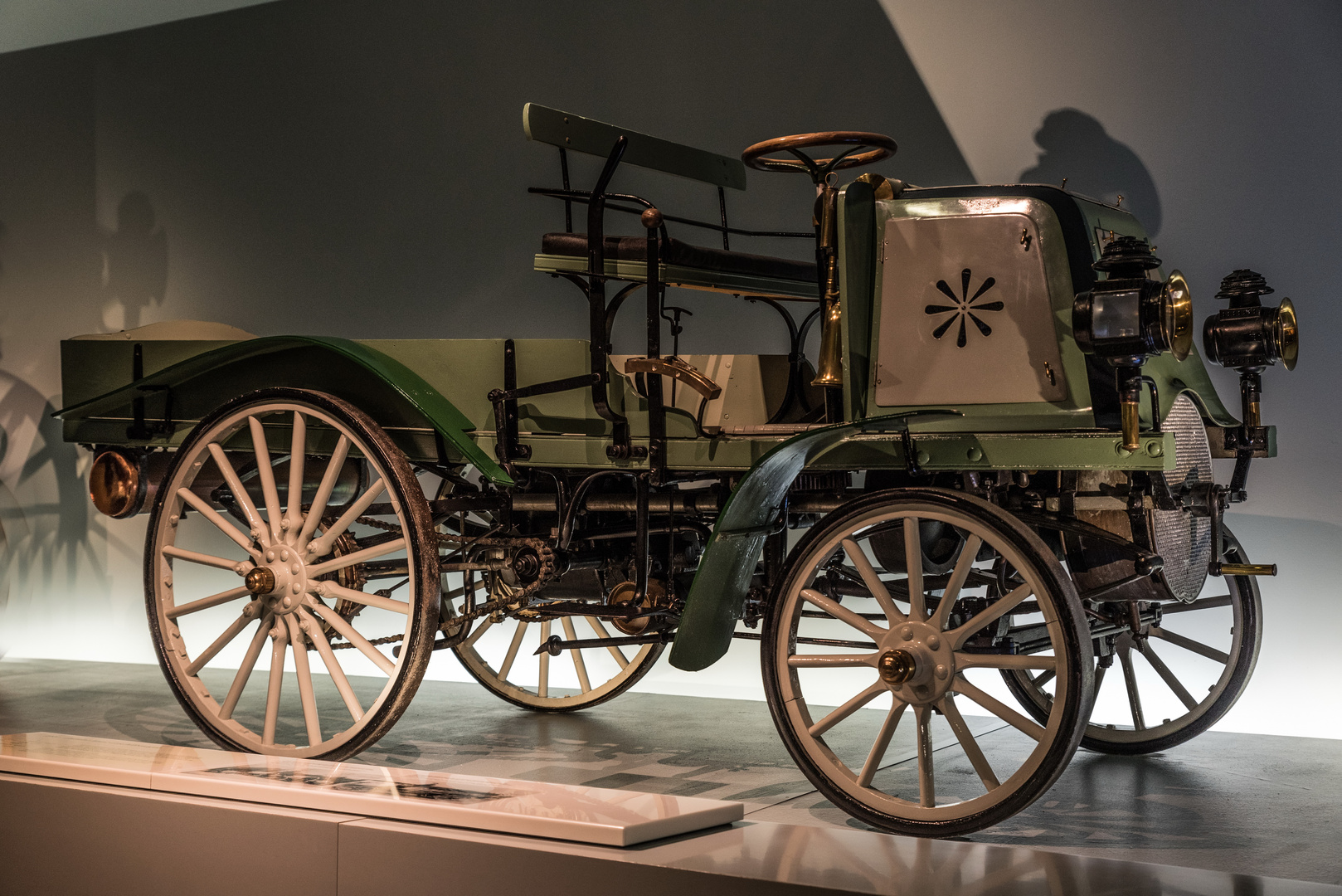 im Mercedes-Benz Museum #5