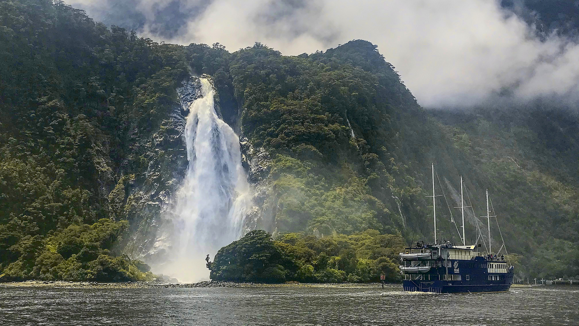 Im Milford Sound