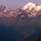 Im Morgendunst Berge,  die Herzen der Bergsteiger, schneller schlagen lassen.