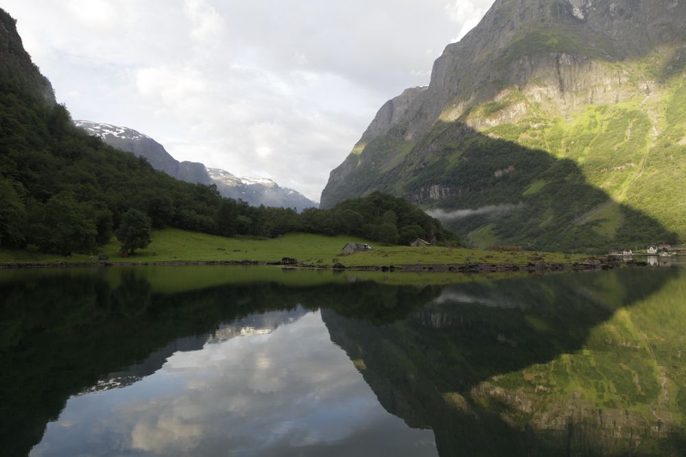 Im Naeröfjord 2