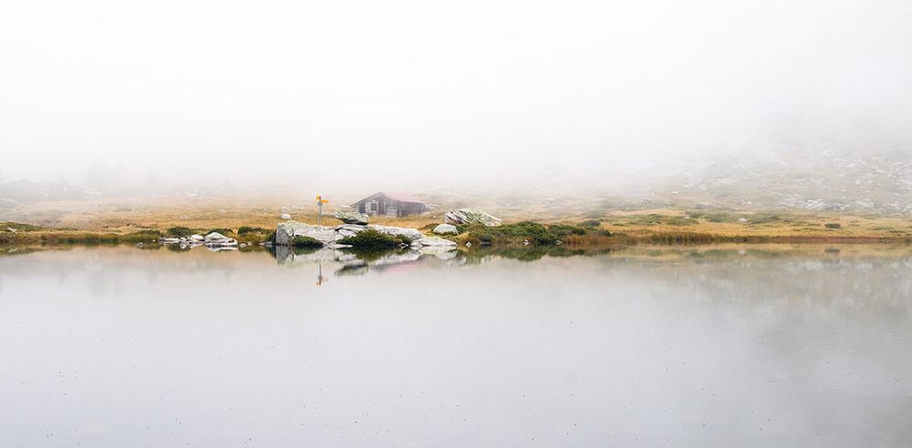 Im Nebel: Mässersee